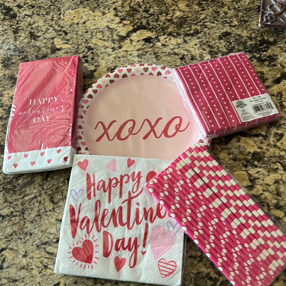 Valentine’s Day set of paper goods
